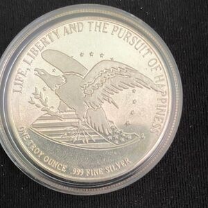 One Ounce .999 Fine Silver Round - Eagle Motif
